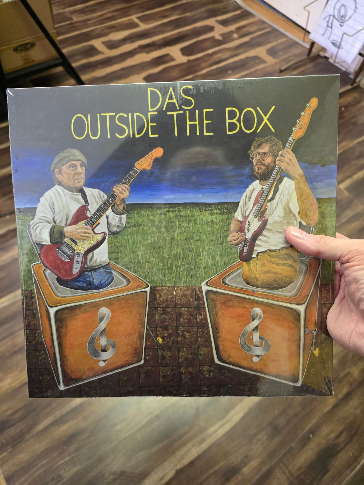 DAS - Outside The Box