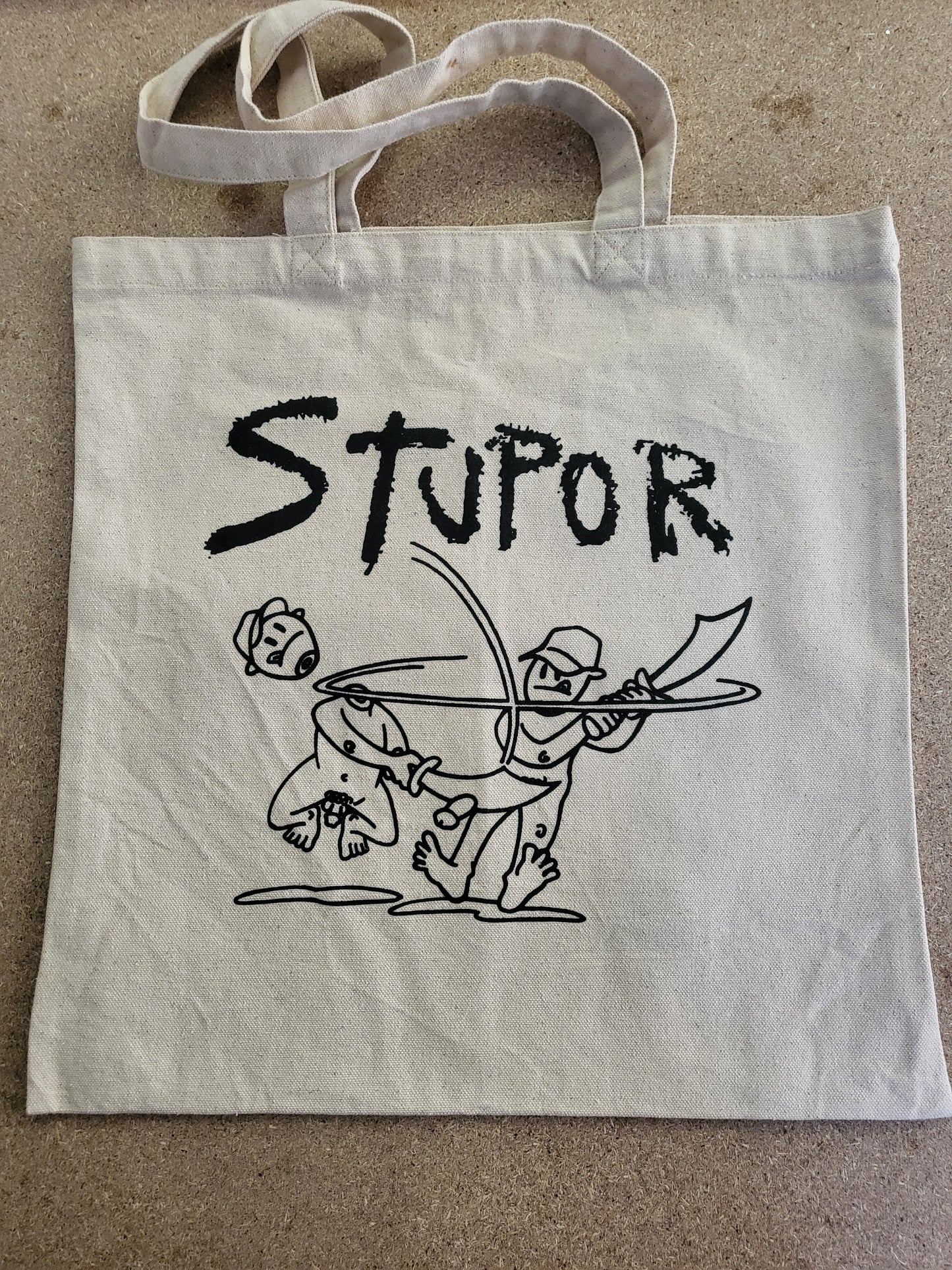 Stupor Tote